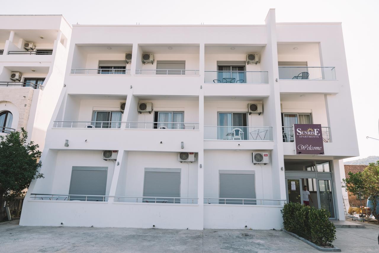 Sunrise Apart-Hotel Ulcinj Bagian luar foto